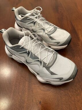 Merrell Women’s White/Grey Sneakers